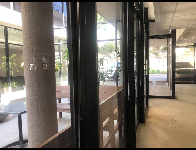366M² OFFICE TO LET IN WAVERLEY